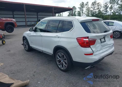 2016 BMW X3 xDrive28I z USA, uszkodzony, nr VIN 5UXWX9C5XG0D84009